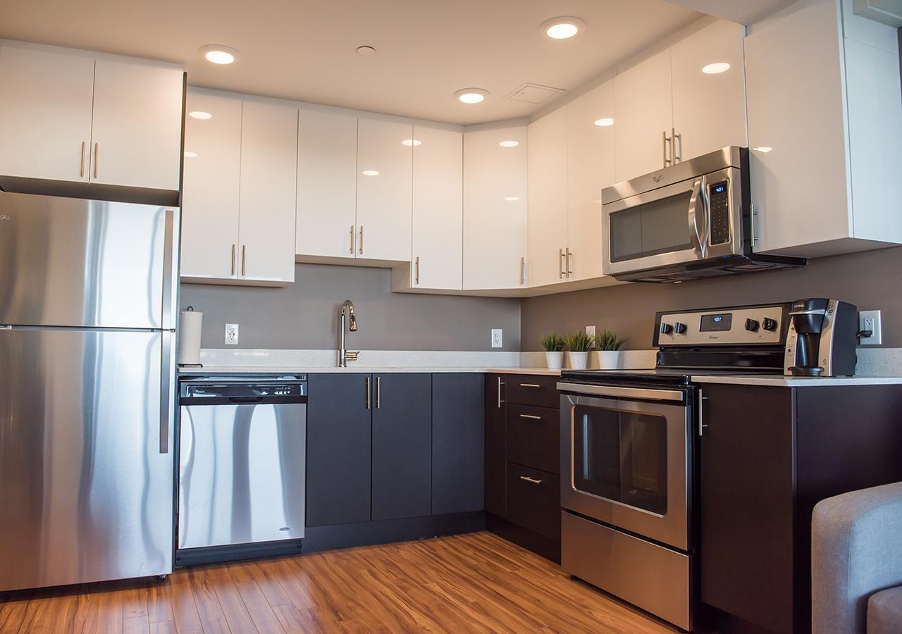 Liv Extended Stay Ottawa Exterior photo